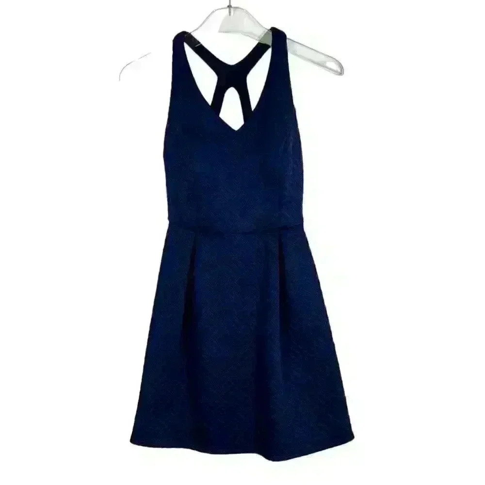 Emerald Sundae Women’s Open-Back Lined Fit & Flare Dress Size 1